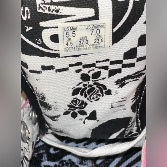 Vans Pink and Black Suede Ultra Cush Shoes - brand new without box - Picture 7 of 7